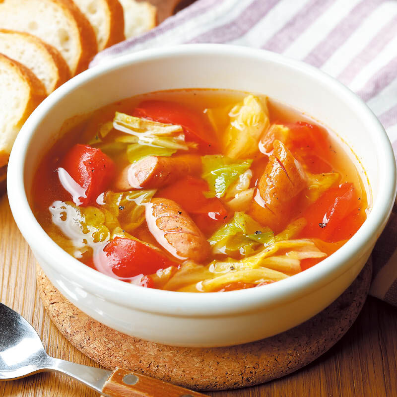 トマトとウインナーのスープ