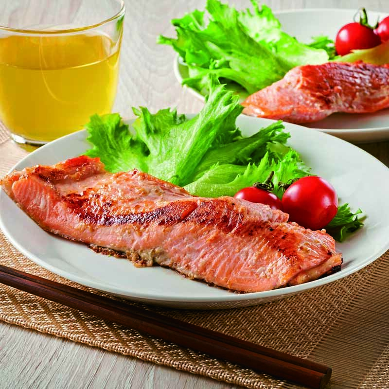 鮭のごまドレ漬け焼き