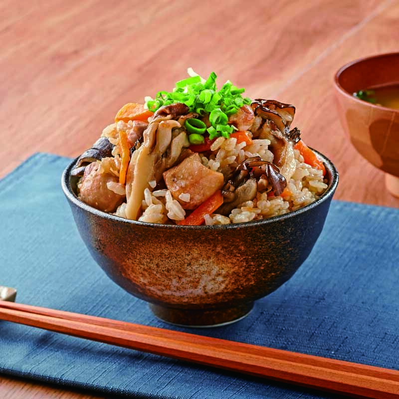 鶏肉と黒舞茸の炊き込みご飯