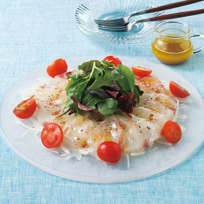 手作りソースで鯛のカルパッチョ