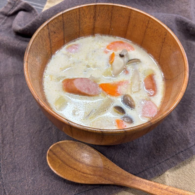 ほっと♪味噌と大豆飲料のやさしいスープ